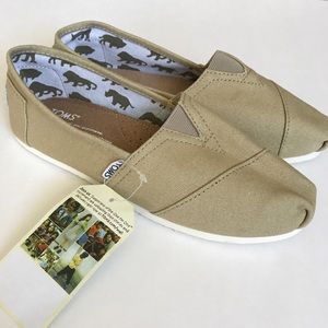 New Toms Classic Slip On